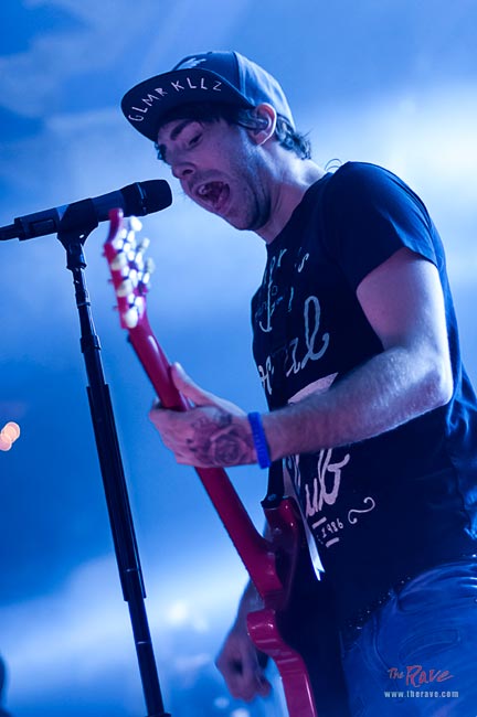 ALL TIME LOW AND PIERCE THE VEIL event information